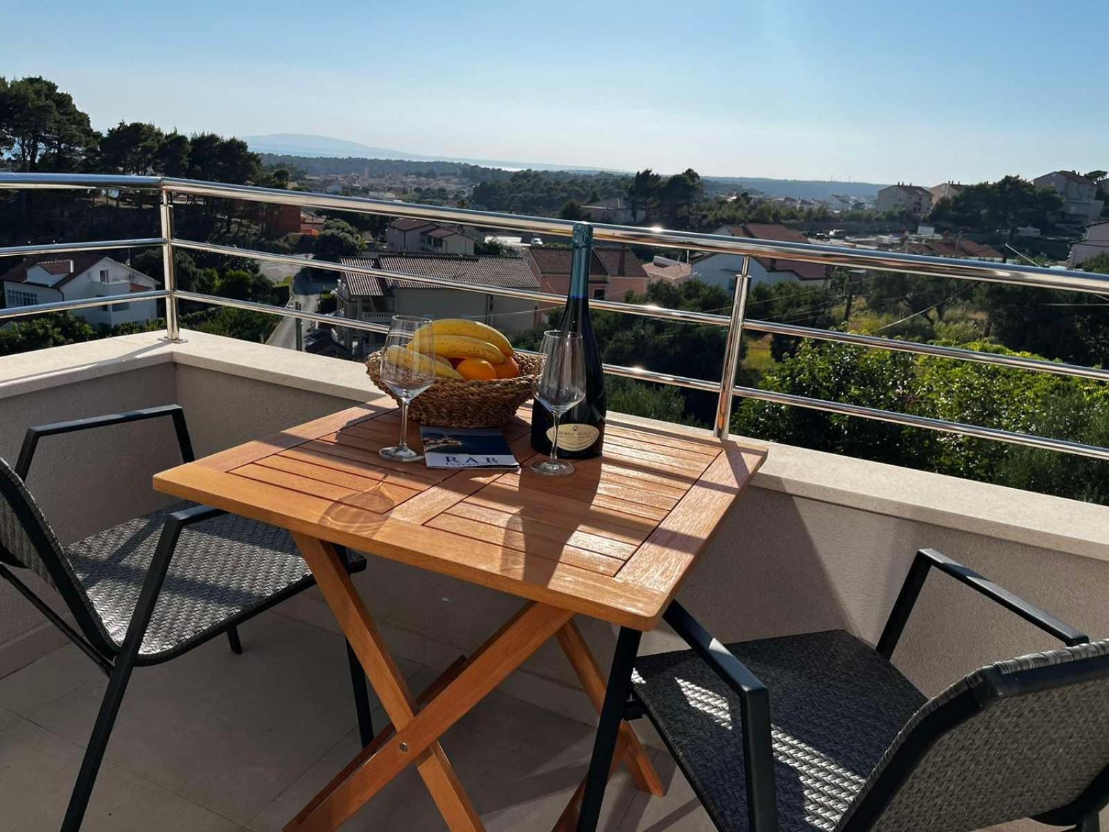 Memori Bed&Breakfast 라브 외부 사진