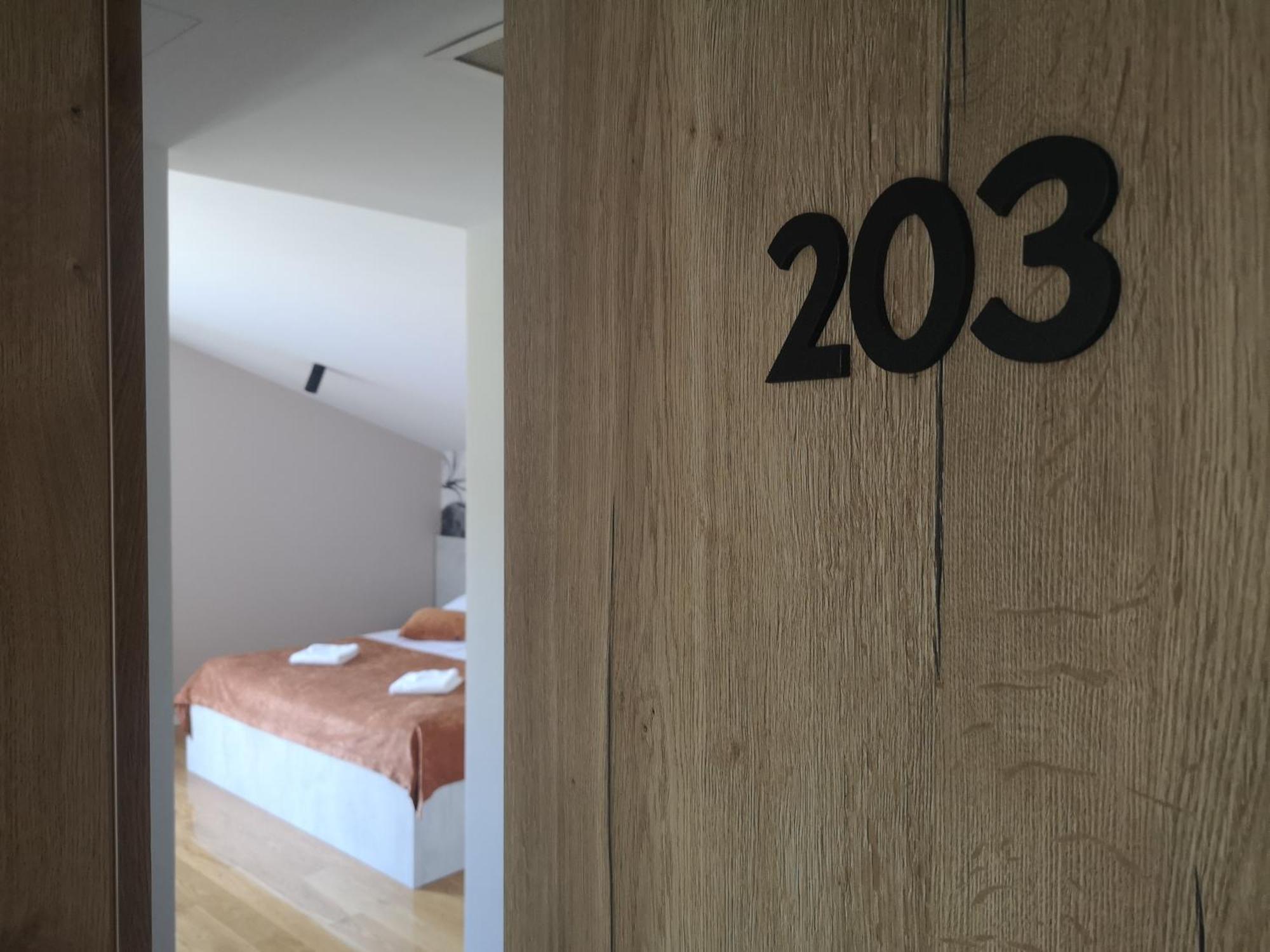 Memori Bed&Breakfast 라브 외부 사진