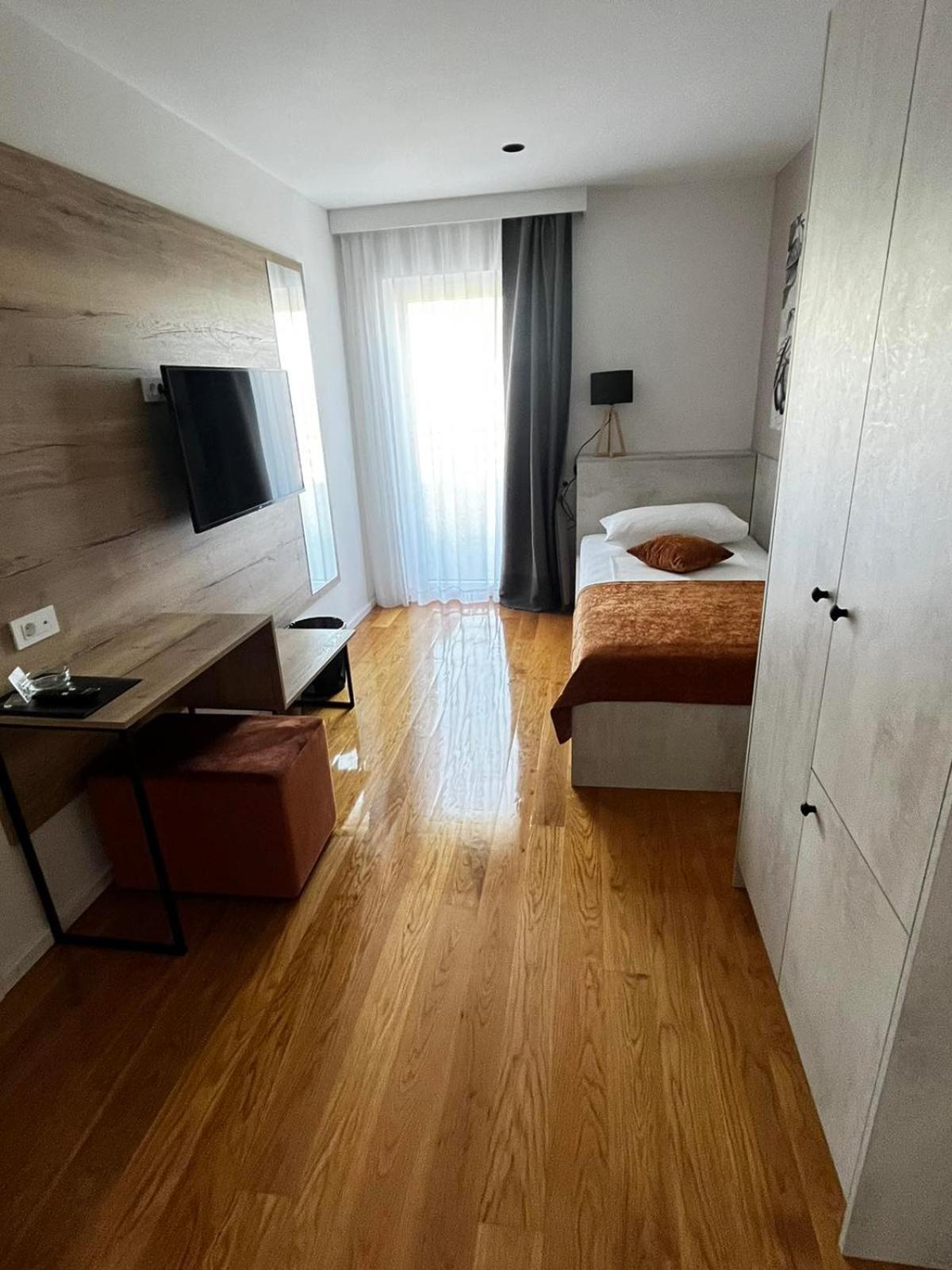 Memori Bed&Breakfast 라브 외부 사진